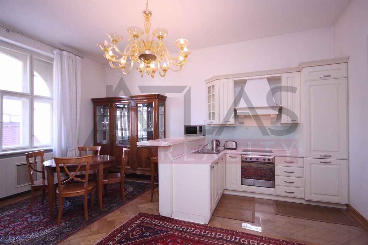 Pronájem bytu 3+kk 79 m², Praha – fotka 1 z 3