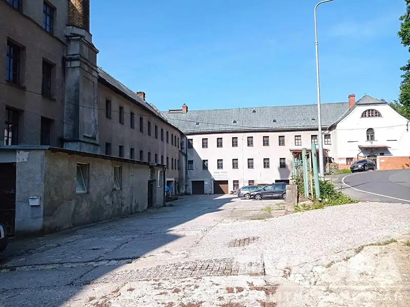 Pronájem skladového prostoru 700 m², Liberec – náhled fotky 2