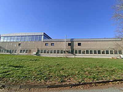 Prodej výrobní haly, prostoru 5150 m²