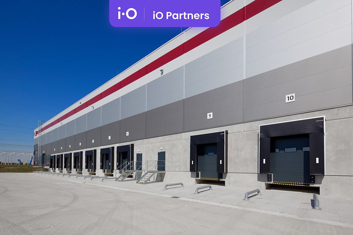 Pronájem skladového prostoru 4750 m², Zeleneč – fotka 1 z 3
