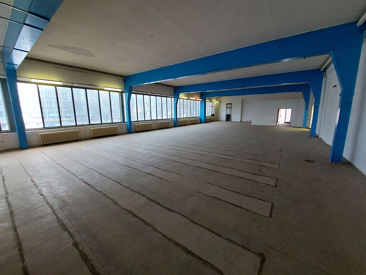 Pronájem skladového prostoru 361 m²