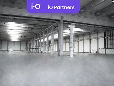 Pronájem skladového prostoru 2000 m²