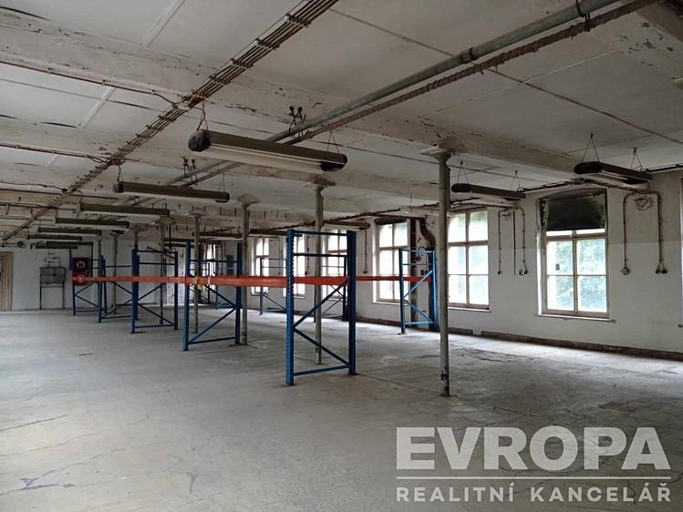 Pronájem komerčního prostoru, 700 m² (13 z 16)