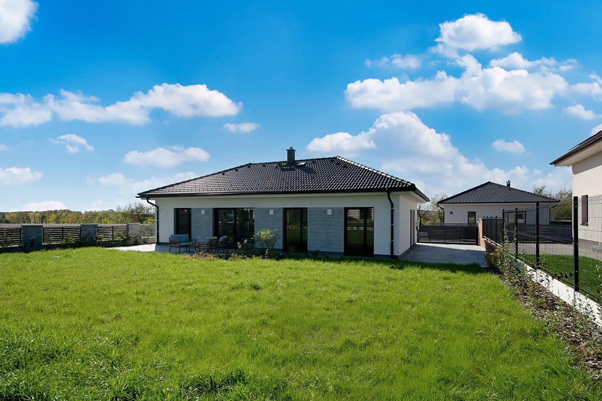 Prodej rodinného domu 102 m², pozemek 621 m² – fotografie 3