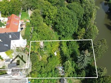 Prodej  stavebního pozemku 1 069 m²