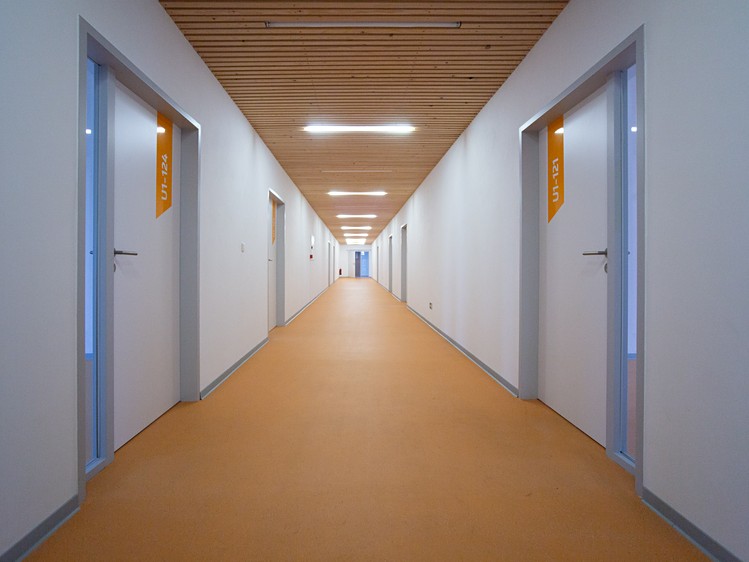 Комерційне приміщення на продаж, 6 236 м² (20 з 40)