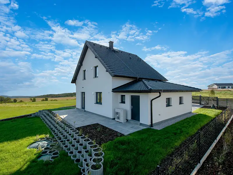 Prodej rodinného domu 123 m², pozemek 681 m², Čistá – náhled fotky 3