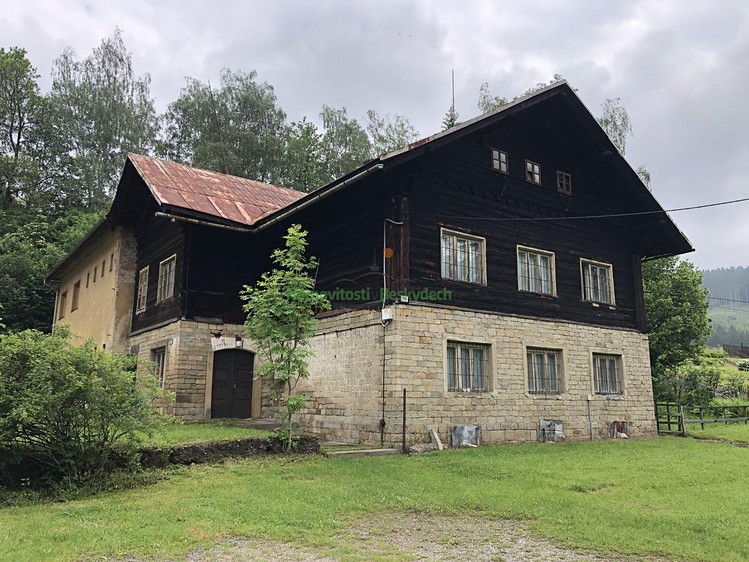 Haus zum Kauf, 764 m² (3 von 32)