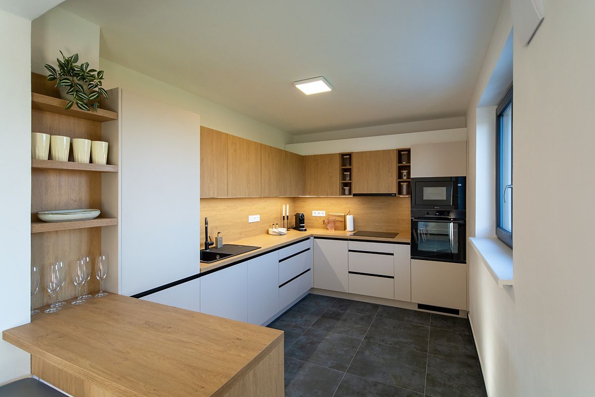 Prodej rodinného domu 123 m², pozemek 681 m² – fotografie 2