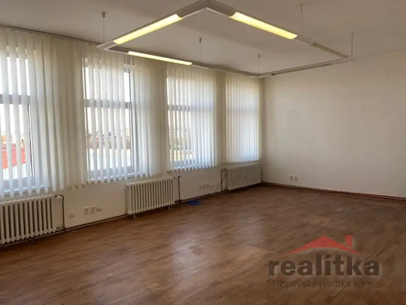 Pronájem kanceláře 8 m², Opava – náhled fotky 2