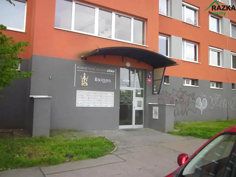 Prodej bytu 3+1 71 m², Praha – náhled fotky 2