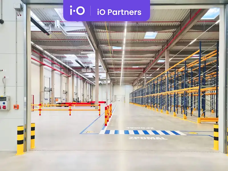 Pronájem skladového prostoru 5000 m², Okrouhlá – náhled fotky 1