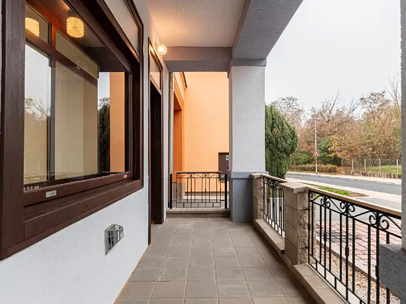 Prodej obchodního prostoru 69 m², Přelouč – náhled fotky 3