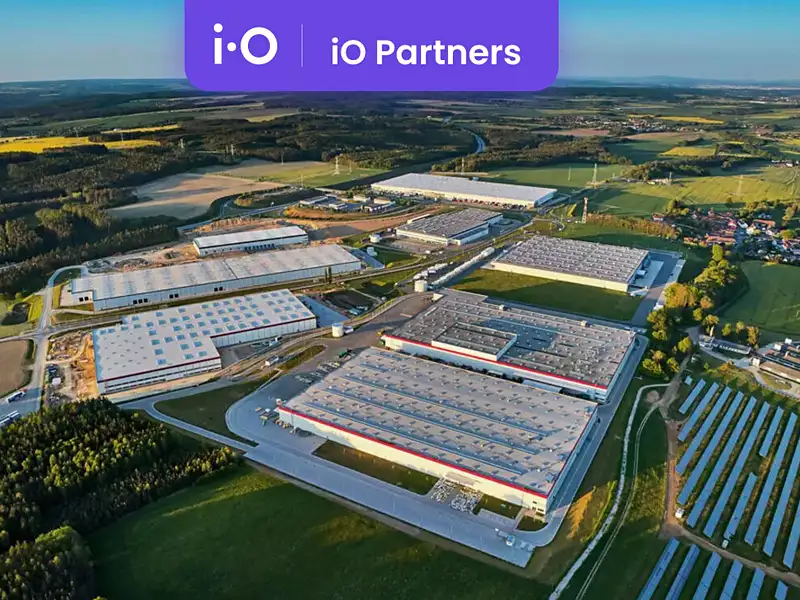 Pronájem skladového prostoru 5000 m², Kostelec – náhled fotky 1