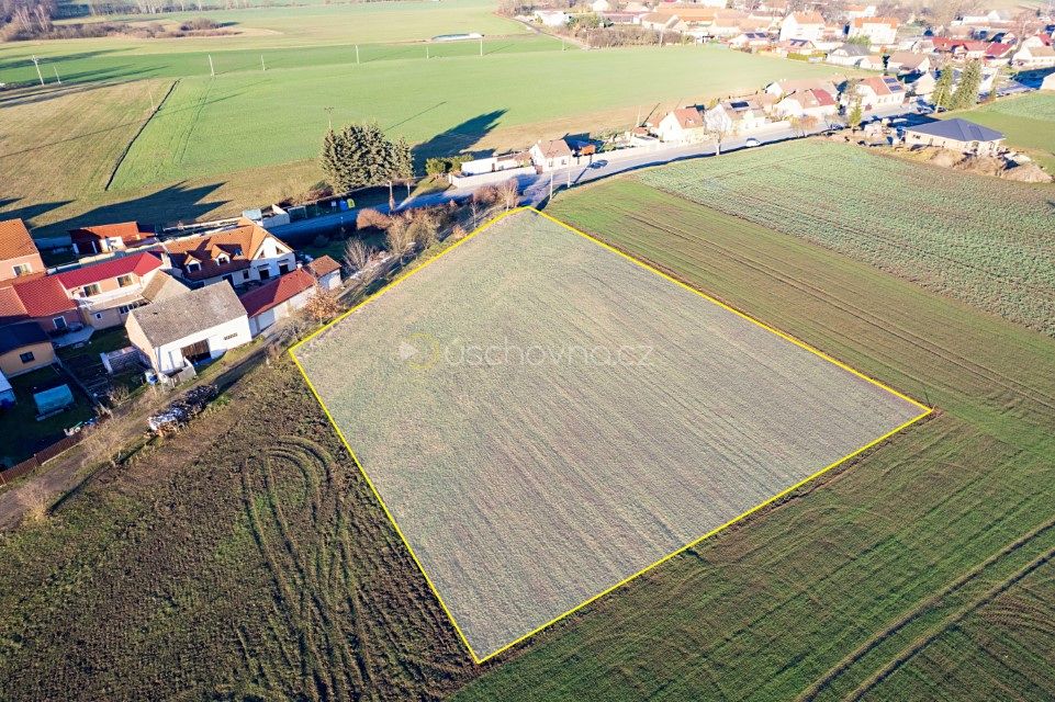 Prodej stavebního pozemku 3500 m² – fotografie 3