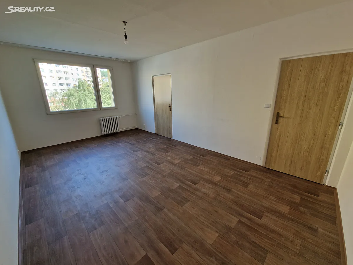 Pronájem bytu 2+1 66 m² – pohled 6