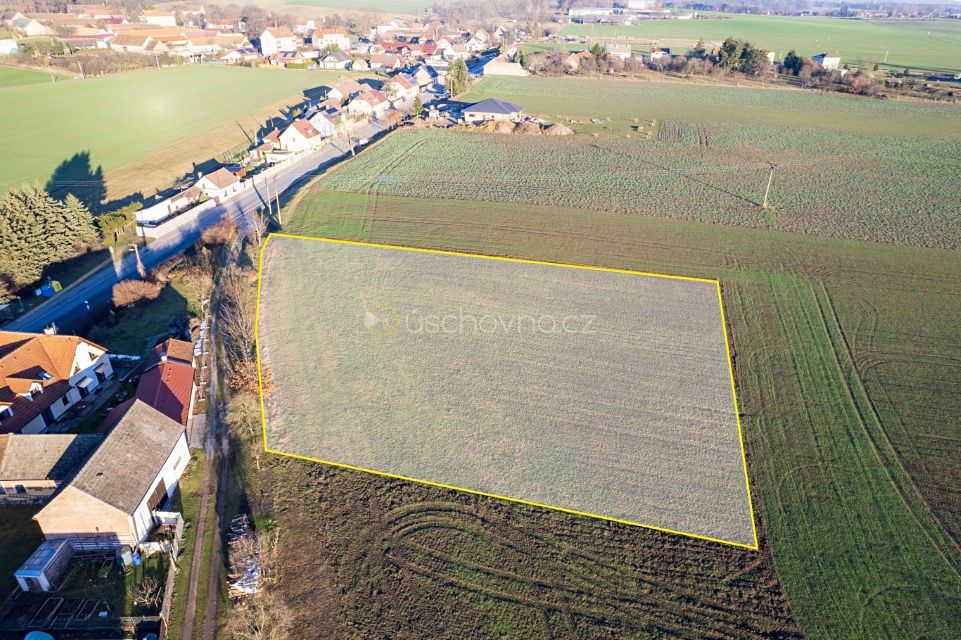 Prodej stavebního pozemku 3500 m² – fotografie 2