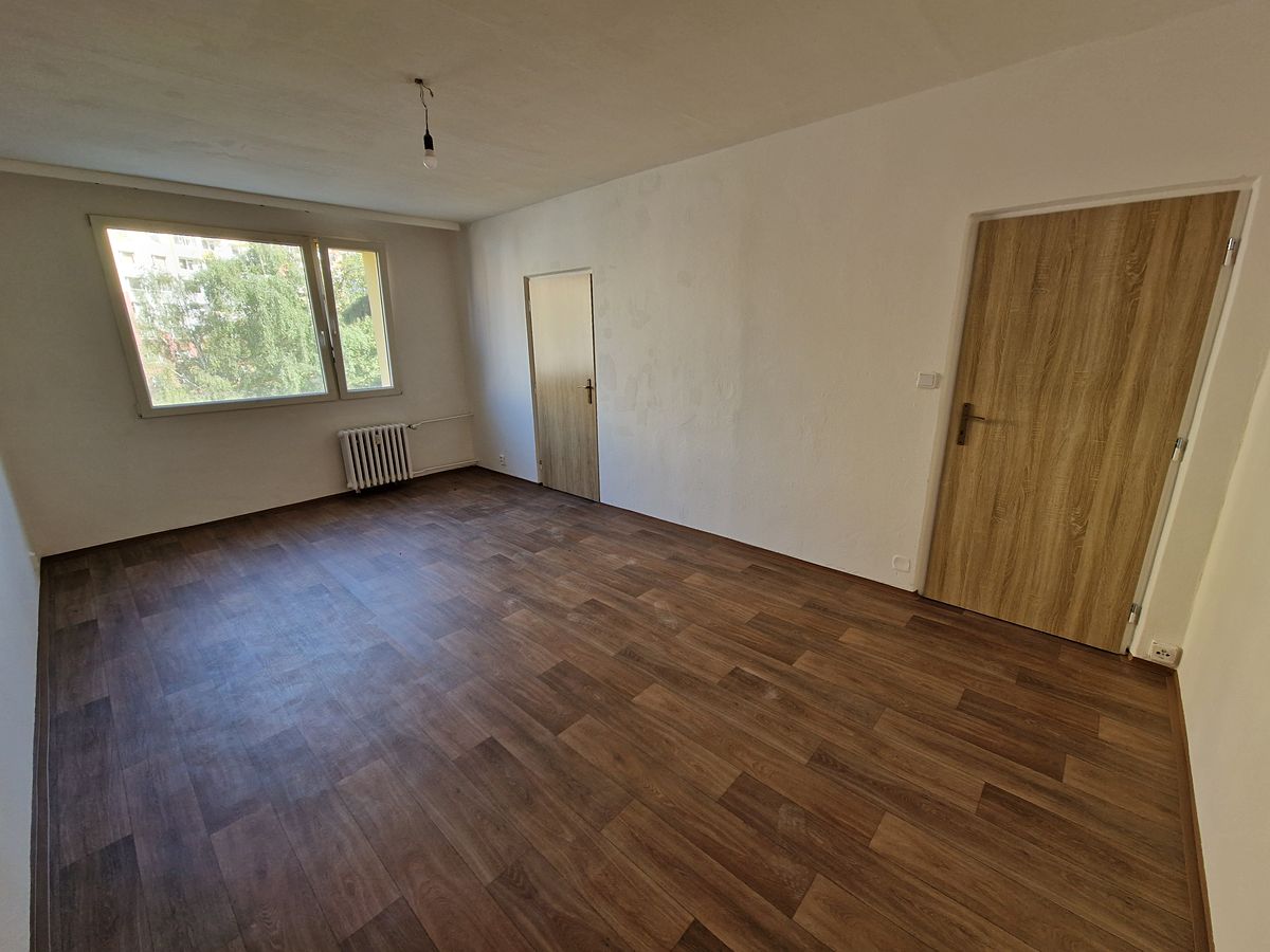 Pronájem bytu 2+1 64 m² – fotografie 4