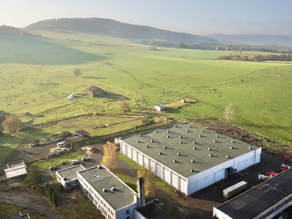 Pronájem komerčního pozemku 500 m² – fotografie 5