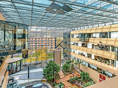 Pronájem kanceláře 1085 m²