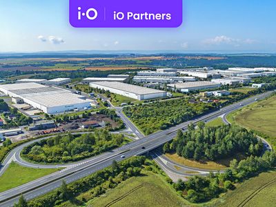 Pronájem skladového prostoru 1880 m²