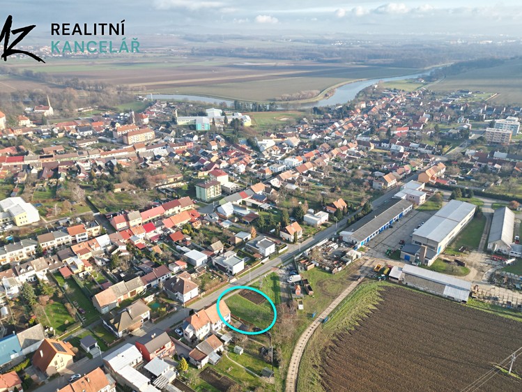 Prodej pozemku, 381 m² (1 z 8)