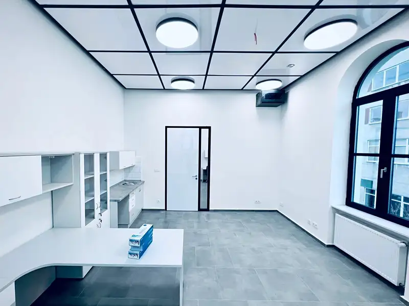 Pronájem ordinace 70 m², Nový Bor – náhled fotky 1