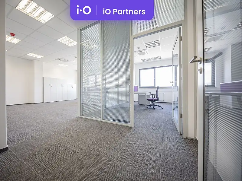 Pronájem skladového prostoru 4262 m², Přestanov – náhled fotky 2