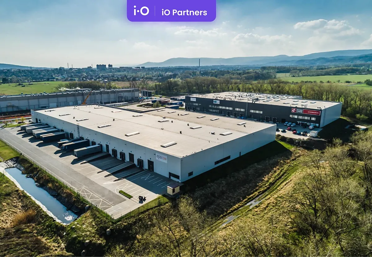 Pronájem skladového prostoru 5300 m²