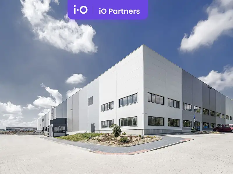 Pronájem skladového prostoru 4262 m², Přestanov – náhled fotky 1