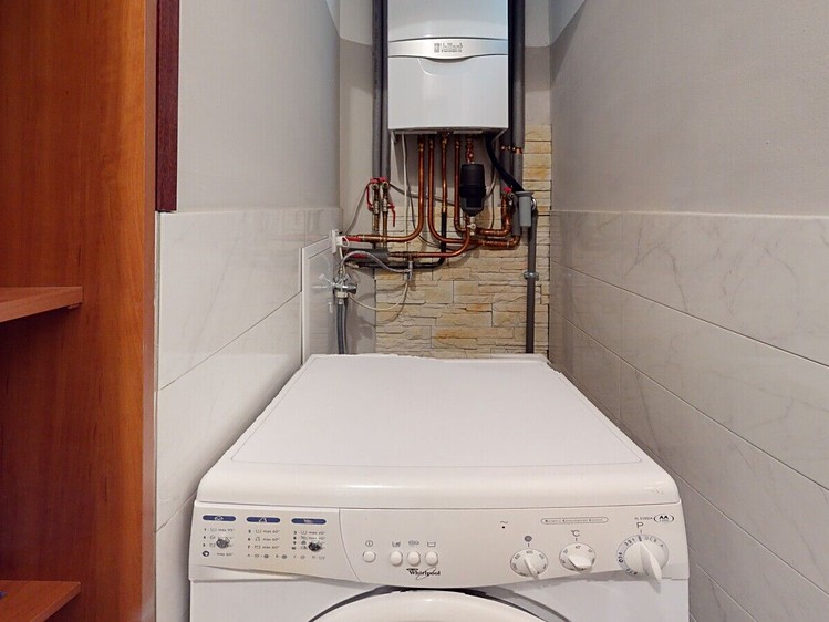 Prodej komerčního prostoru, 312 m² (9 z 28)
