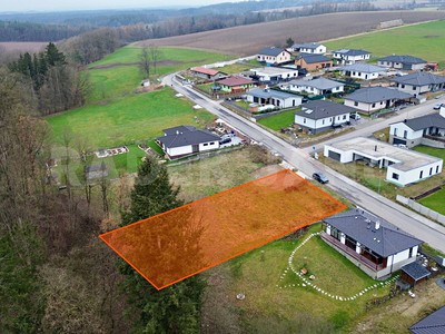 Prodej  stavebního pozemku 1 186 m²