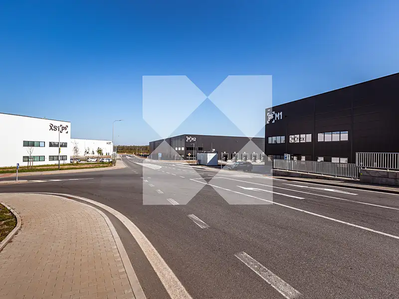 Pronájem skladového prostoru 330 m², Ostrava – náhled fotky 1