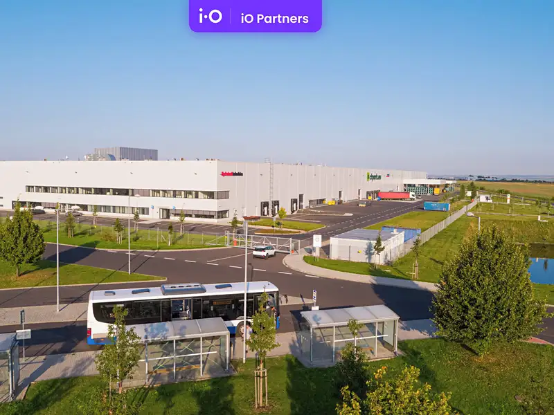 Pronájem skladového prostoru 4568 m², Bitozeves – náhled fotky 1