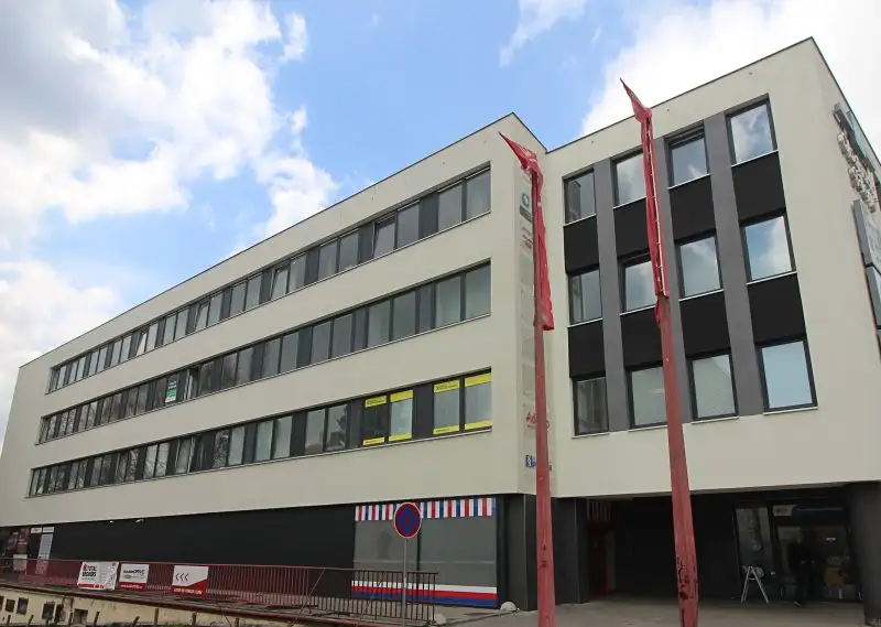 Pronájem obchodního prostoru 75 m², Jihlava – náhled fotky 1
