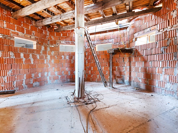 Комерційне приміщення на продаж, 3 300 м² (42 з 48)