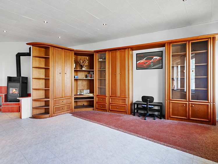 Комерційне приміщення на продаж, 3 300 м² (30 з 48)