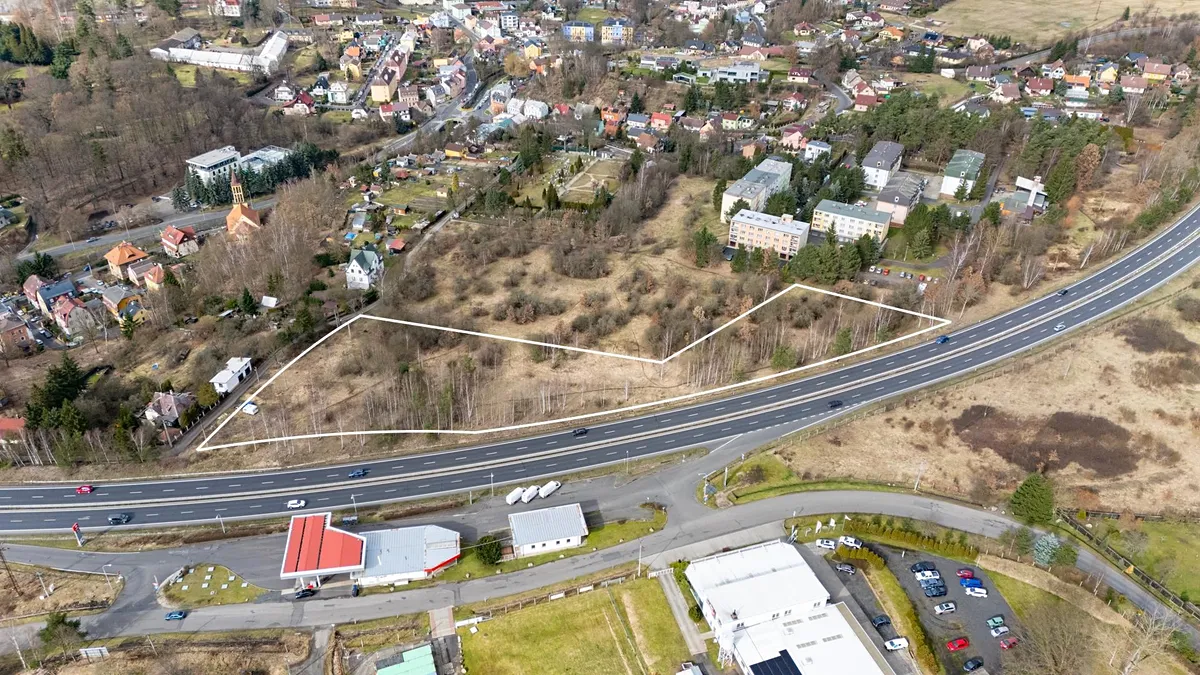 Prodej komerčního pozemku 11759 m²