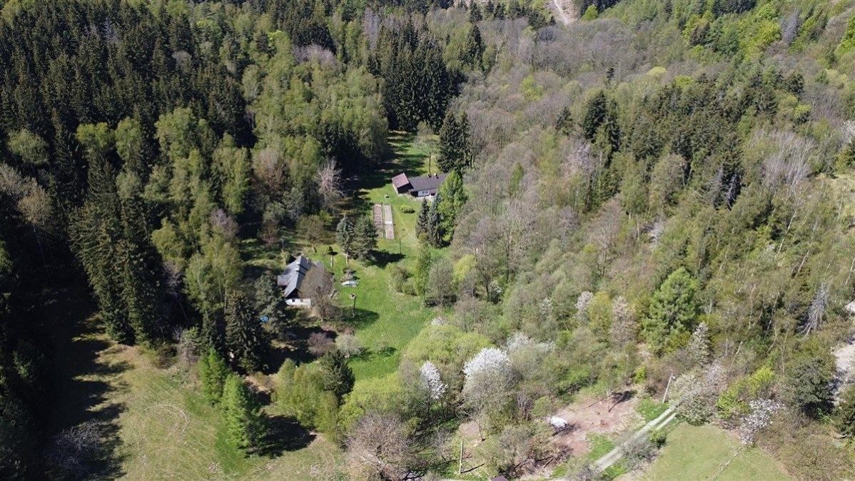 Prodej stavebního pozemku 1417 m² – fotografie 3