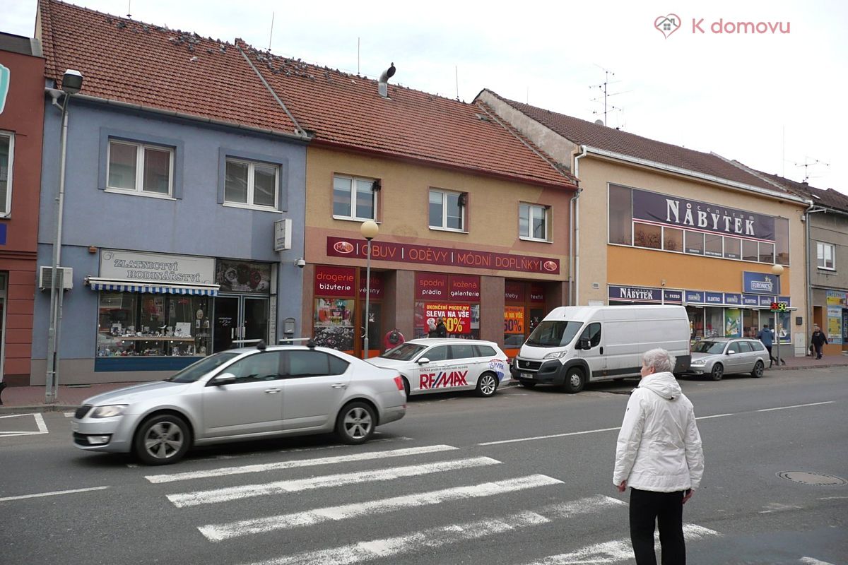 Prodej obchodního prostoru 980 m² – fotografie 3