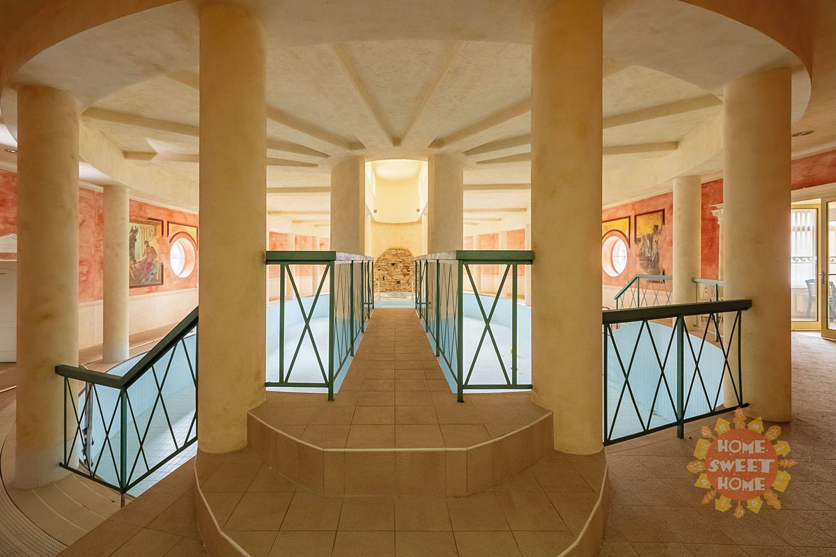 Prodej obchodního prostoru 550 m² – fotografie 2