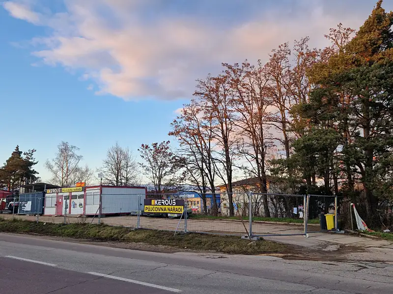 Pronájem obchodního prostoru 500 m², Znojmo – náhled fotky 2