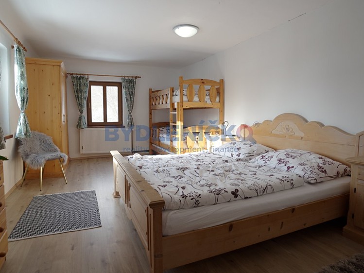 Haus zum Kauf, 492 m² (12 von 17)