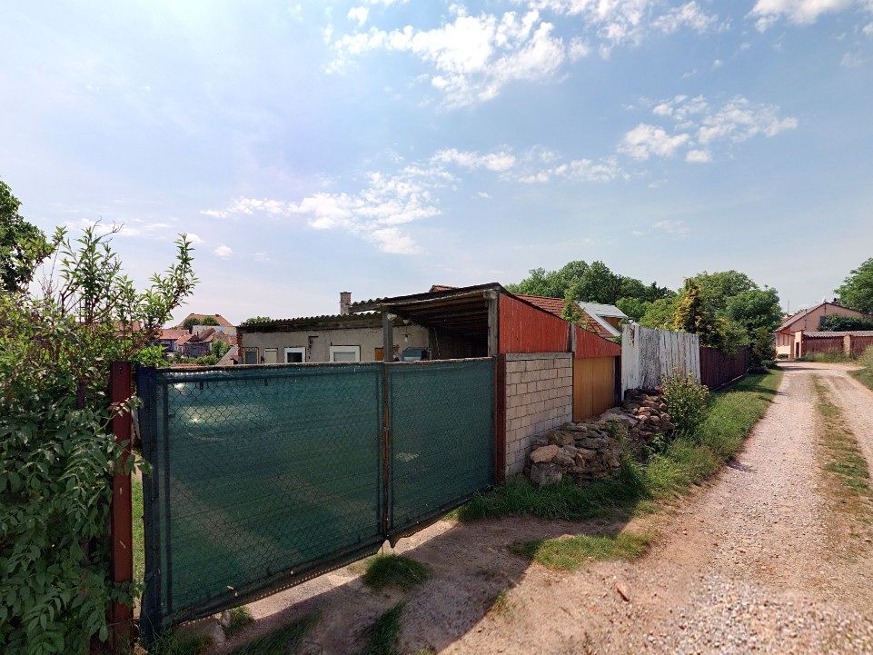 Prodej rodinného domu 81 m², pozemek 624 m² – fotografie 2