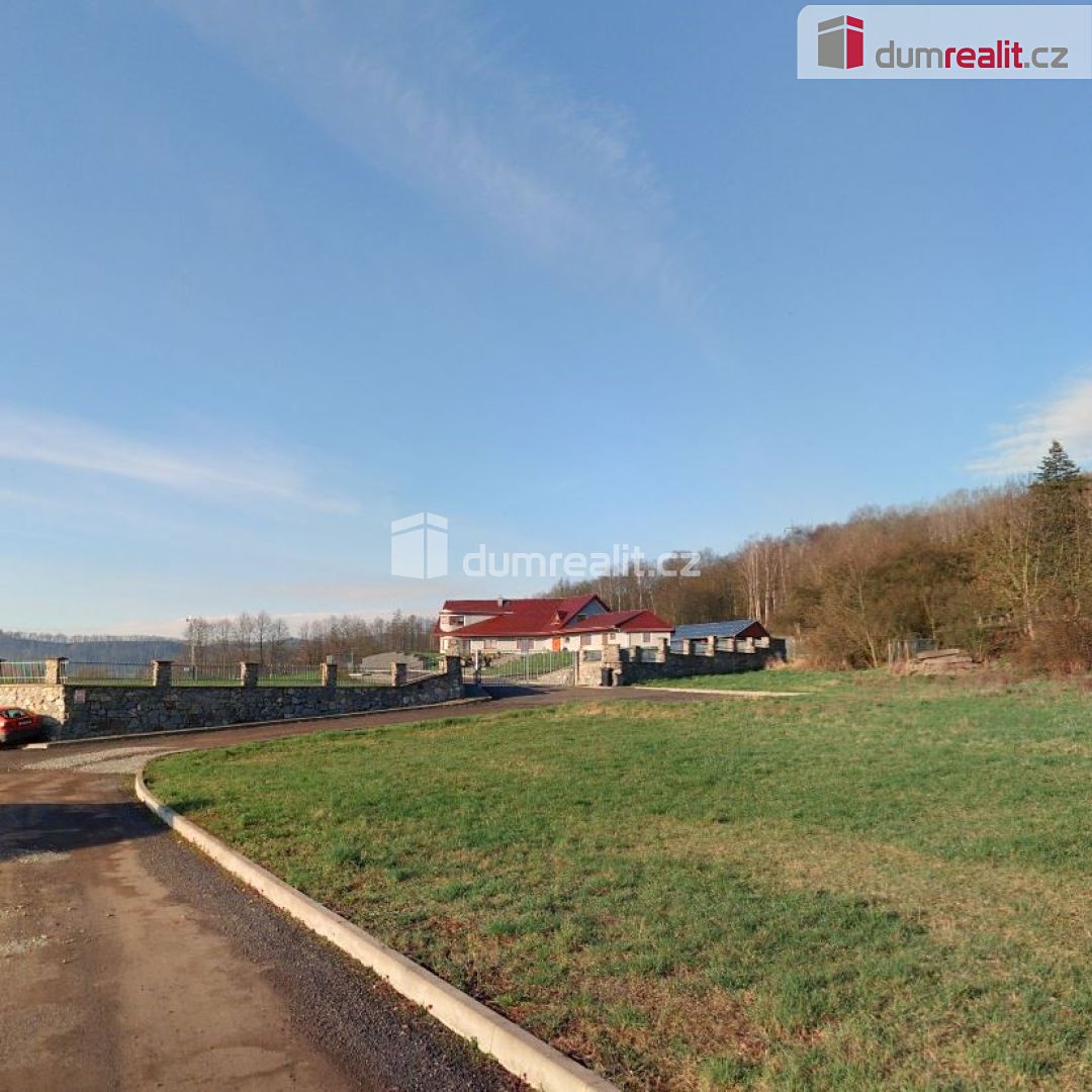 Prodej stavebního pozemku 1500 m² – fotografie 3