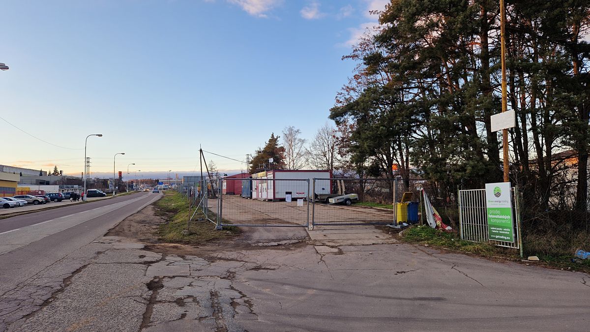 Pronájem obchodního prostoru 500 m², Znojmo – fotka 1 z 3