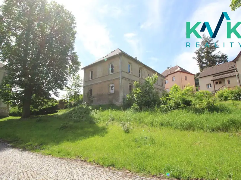 Prodej rodinného domu 360 m², pozemek 635 m², Plesná – náhled fotky 3