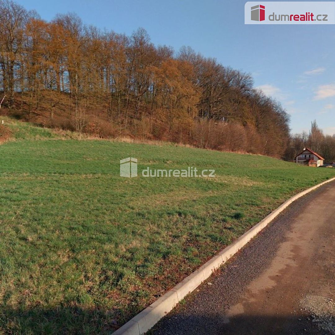 Prodej stavebního pozemku 1500 m² – fotografie 2