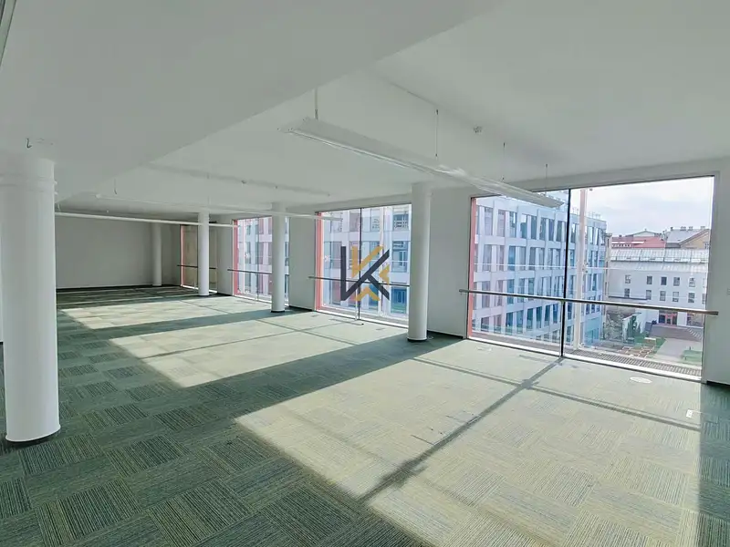 Pronájem kanceláře 410 m², Praha – náhled fotky 3