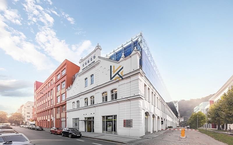 Pronájem kanceláře 821 m²
